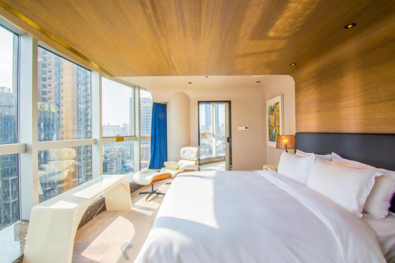 Howard Johnson Riverview Hotel Гуанджоу Екстериор снимка
