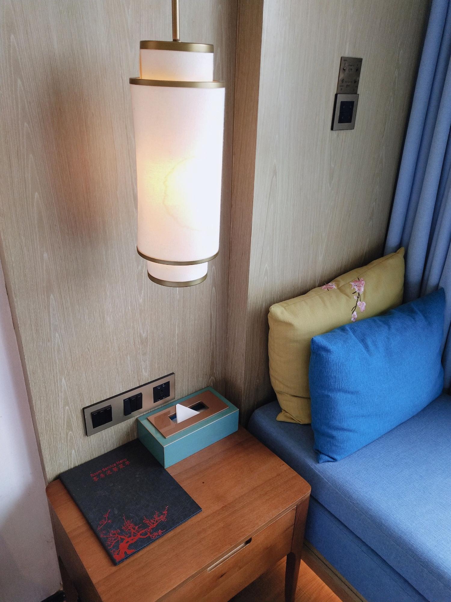 Howard Johnson Riverview Hotel Гуанджоу Екстериор снимка