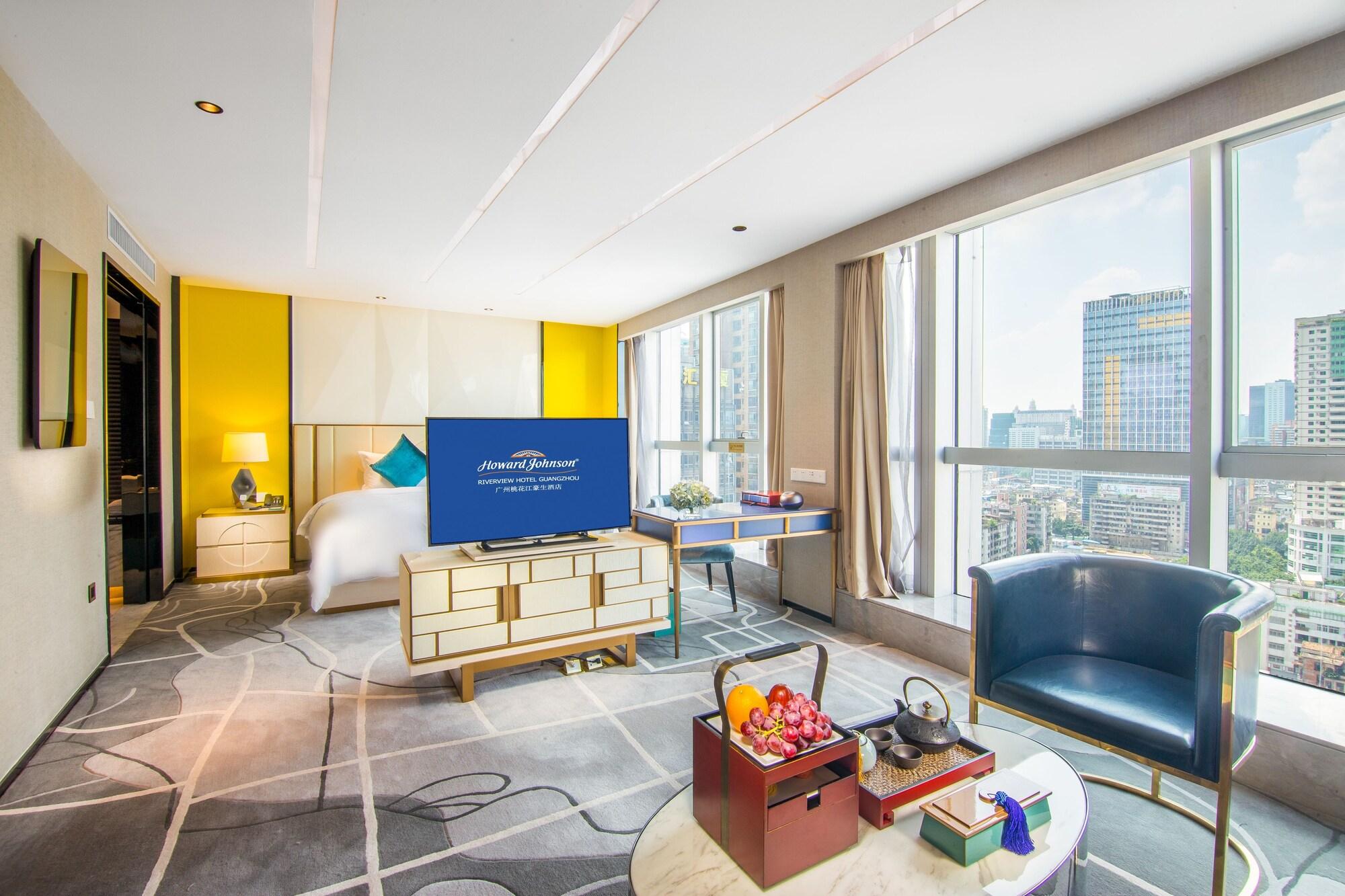Howard Johnson Riverview Hotel Гуанджоу Екстериор снимка