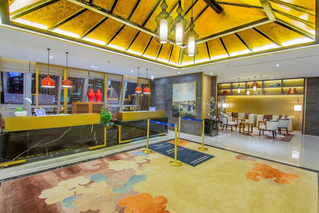 Howard Johnson Riverview Hotel Гуанджоу Екстериор снимка
